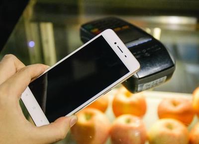 1299元高顏值！OPPO A37上手簡評(píng) 讓人拿起就放不下的移動(dòng)支付設(shè)備